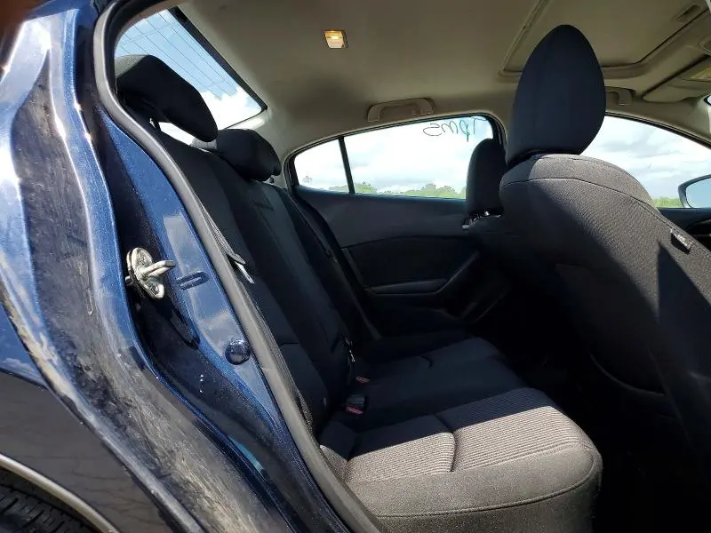 2016 MAZDA 3 TOURING  