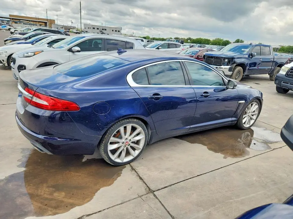 2015 JAGUAR XF 3.0 SPORT  