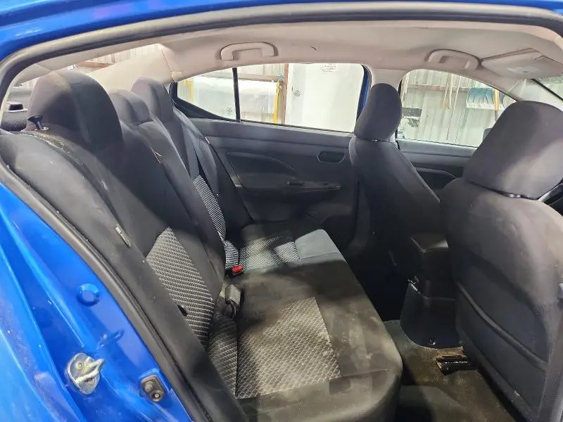 2022 NISSAN VERSA S  