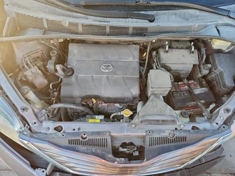 2016 TOYOTA SIENNA LE 8-PASSENGER  