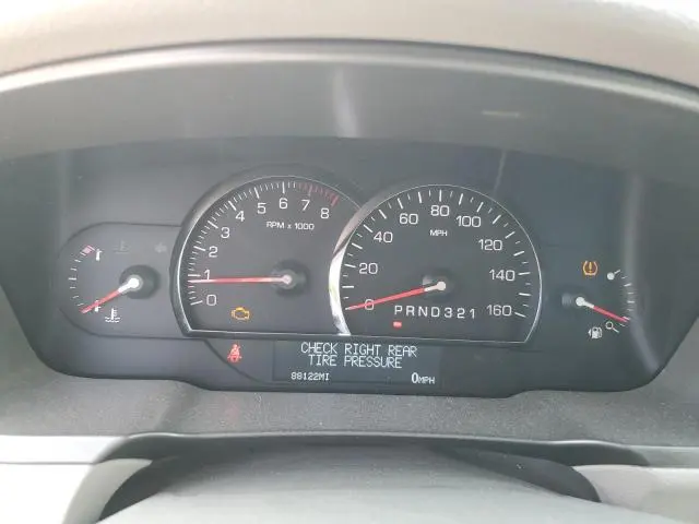 2010 CADILLAC DTS   