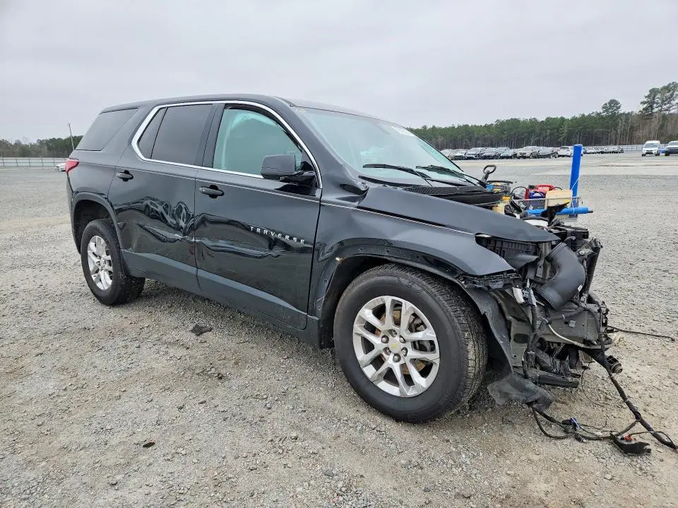 2019 CHEVROLET TRAVERSE LS  