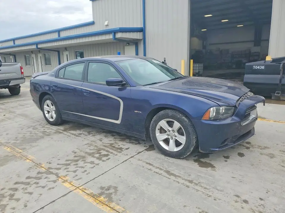2014 DODGE CHARGER SE  