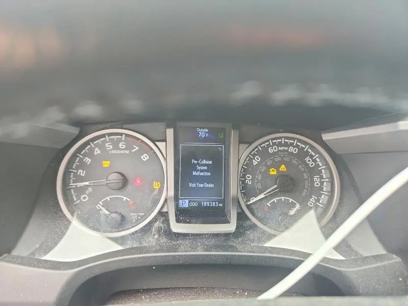 2019 TOYOTA TACOMA SR5 V6  