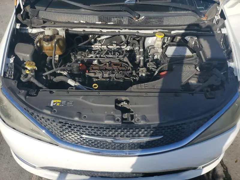 2017 CHRYSLER PACIFICA TOURING L PLUS  
