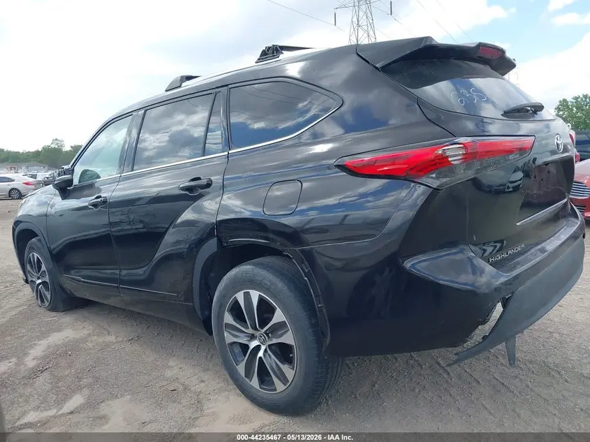 2020 TOYOTA HIGHLANDER XLE