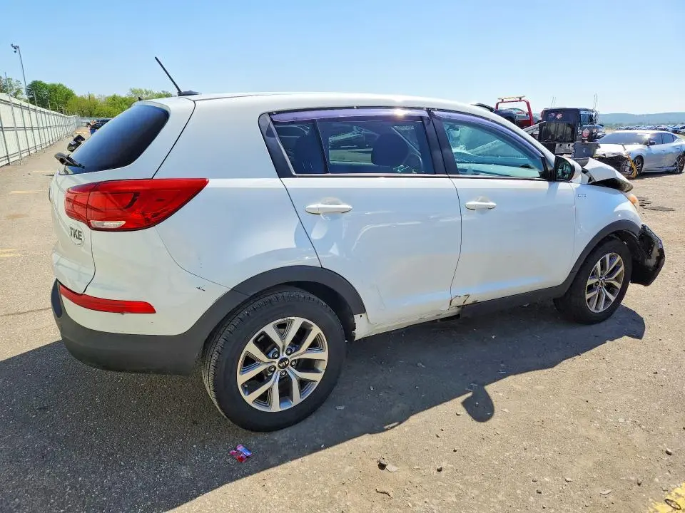 2015 KIA SPORTAGE LX  
