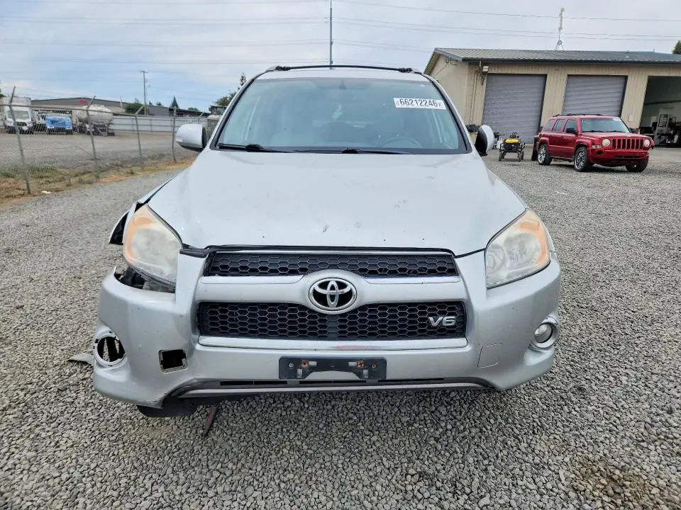 2010 TOYOTA RAV4 LIMITED  
