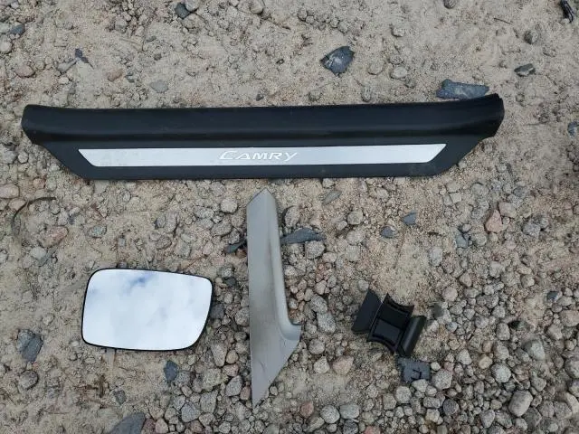 2011 TOYOTA CAMRY BASE