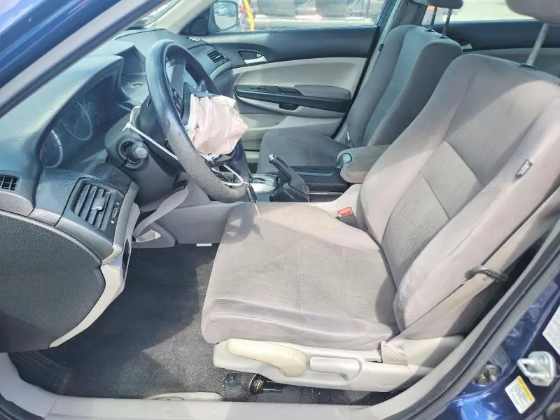 2011 HONDA ACCORD LX  