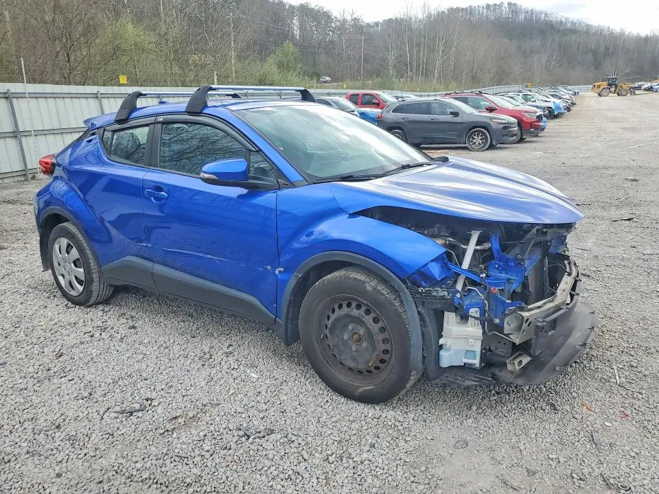 2019 TOYOTA C-HR LE  