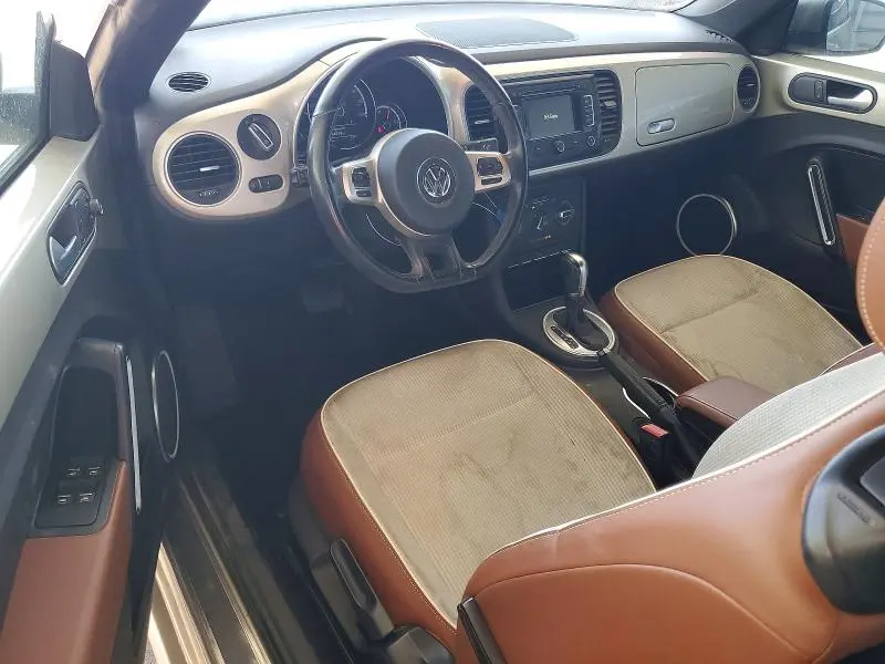 2015 VOLKSWAGEN BEETLE 1.8T  