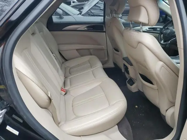 2017 LINCOLN MKZ PREMIERE  