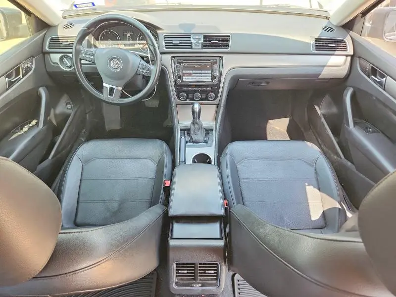 2014 VOLKSWAGEN PASSAT SE  