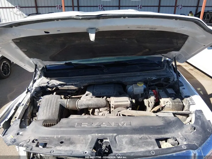 2023 RAM 1500 BIG HORN  4X4 6'4 BOX