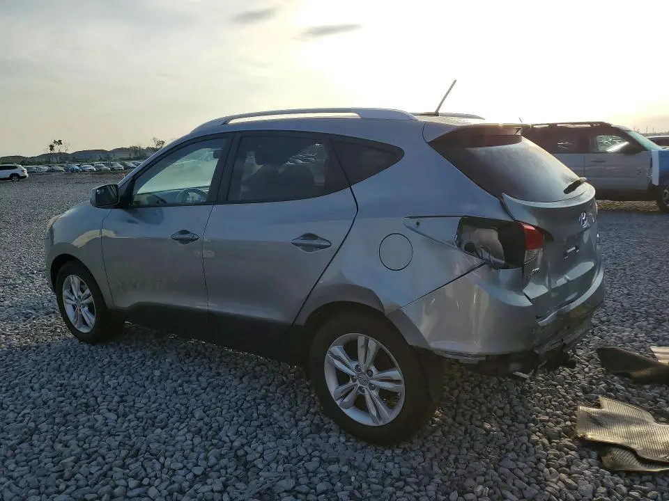 2011 HYUNDAI TUCSON GLS  