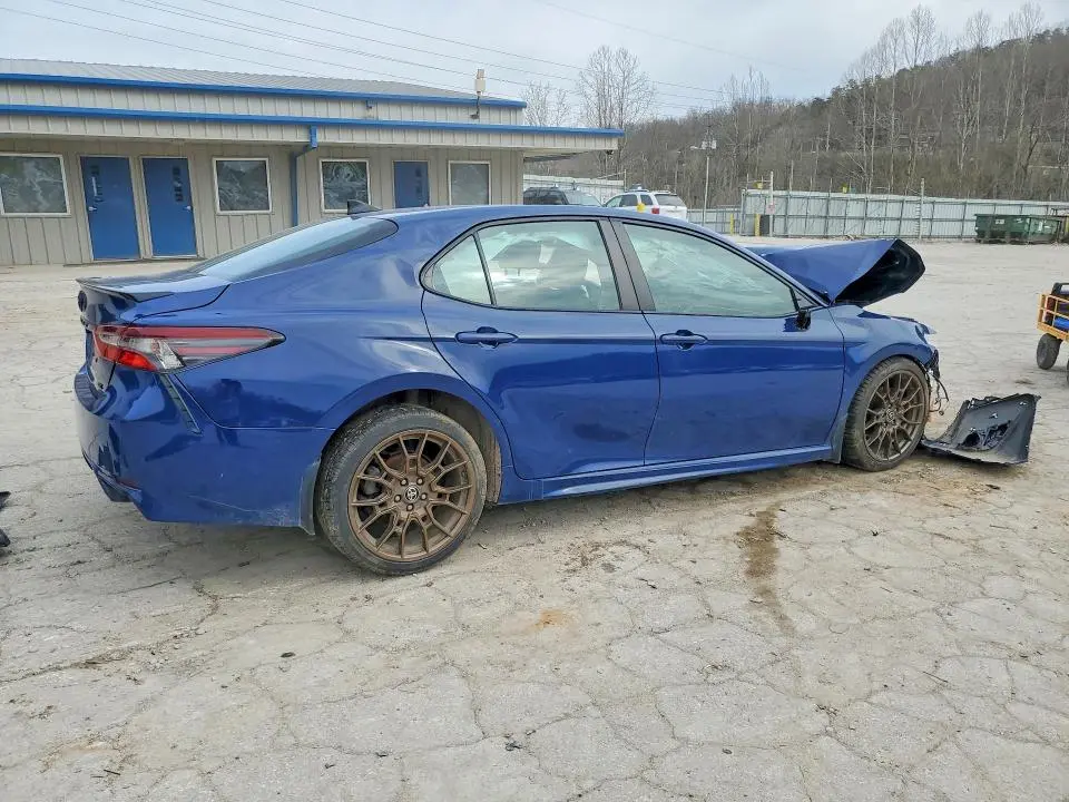 2023 TOYOTA CAMRY SE NIGHTSHADE  