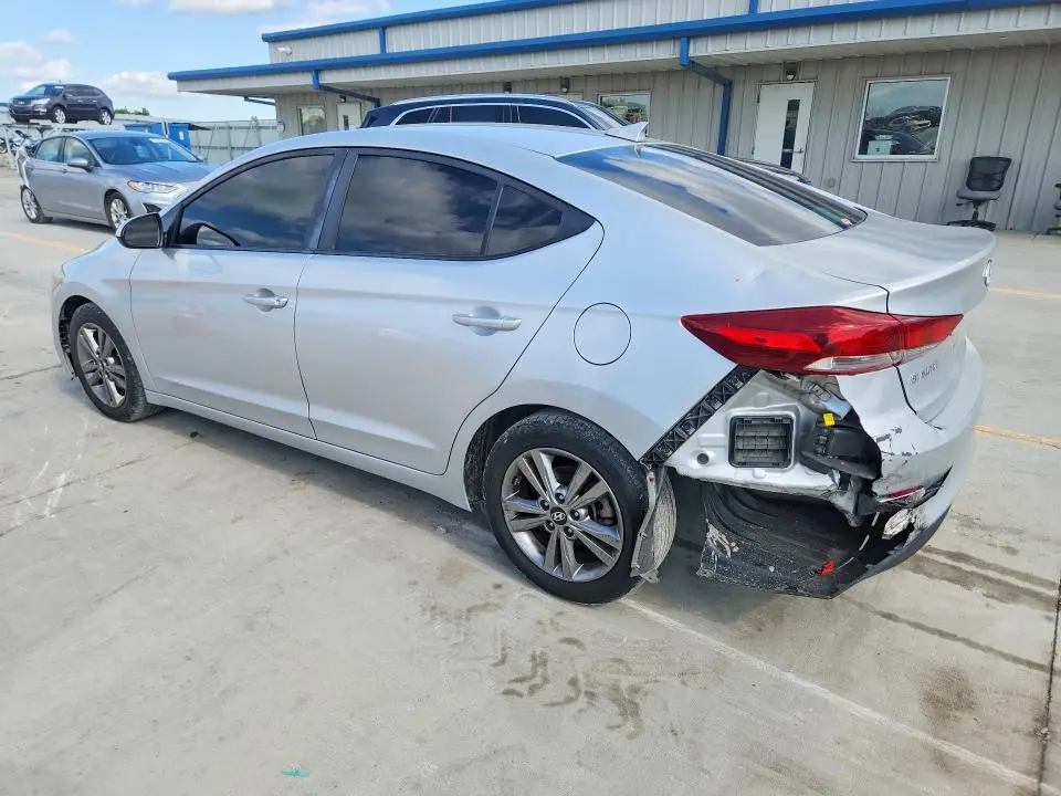 2018 HYUNDAI ELANTRA SEL  