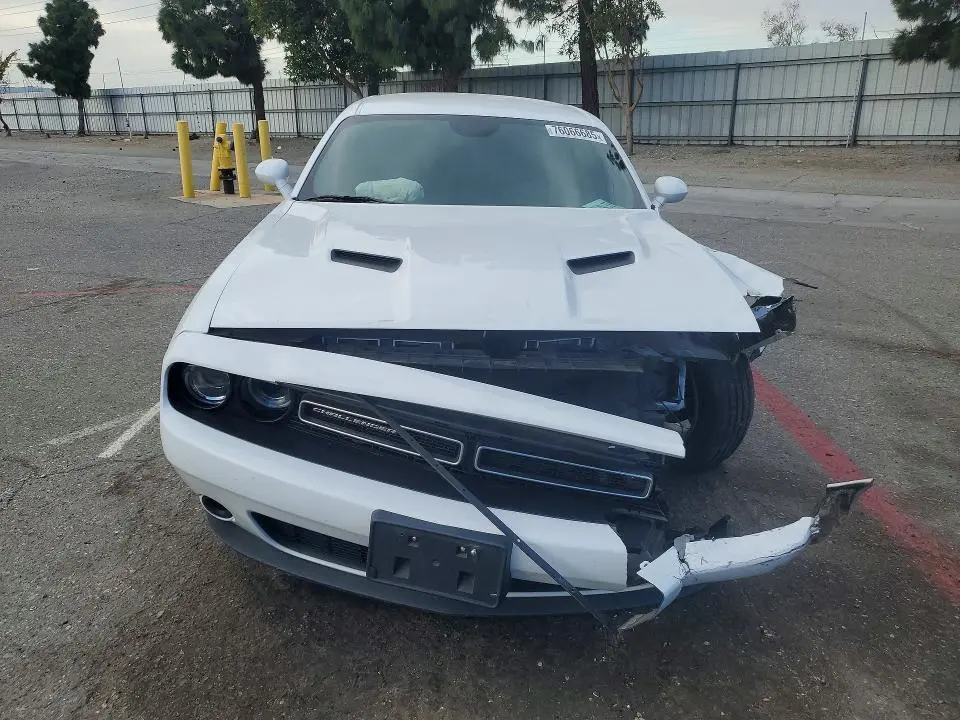2023 DODGE CHALLENGER SXT  
