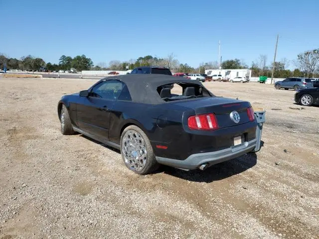 2011 FORD MUSTANG