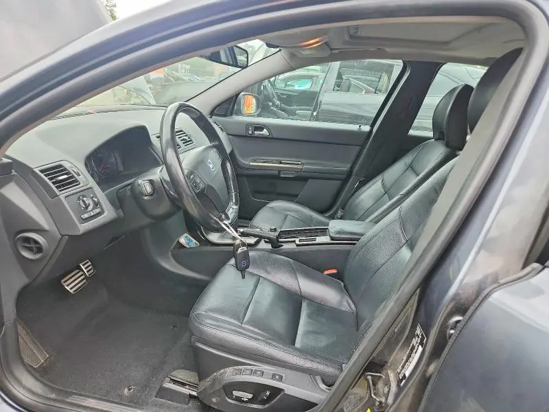 2010 VOLVO S40 T5  