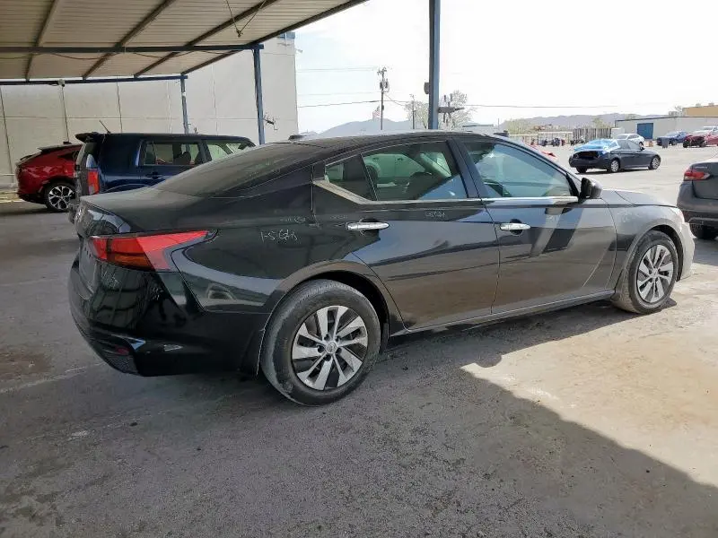 2019 NISSAN ALTIMA S  