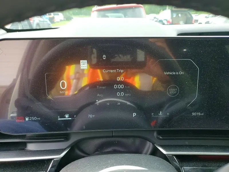 2025 KIA CARNIVAL SX PRESTIGE  