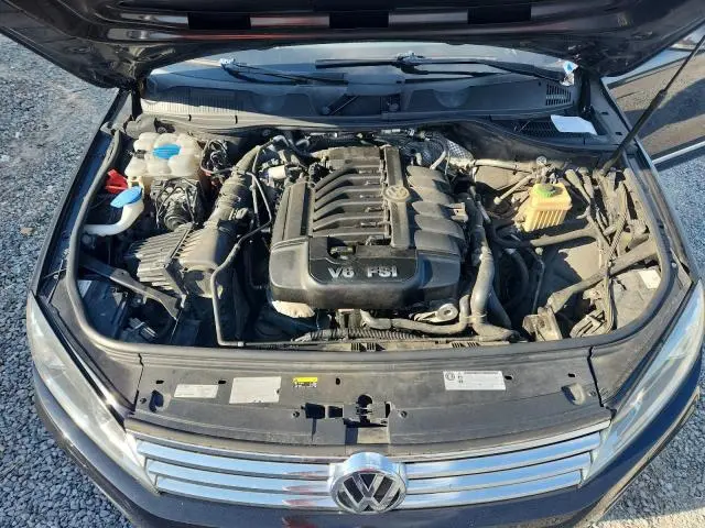 2017 VOLKSWAGEN TOUAREG WOLFSBURG  