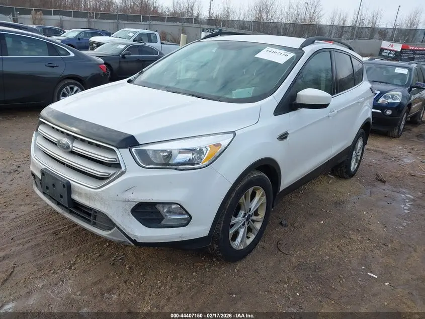 2018 FORD ESCAPE SE