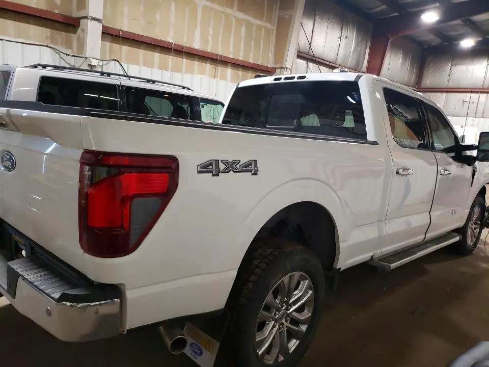 2024 FORD F150 XLT  