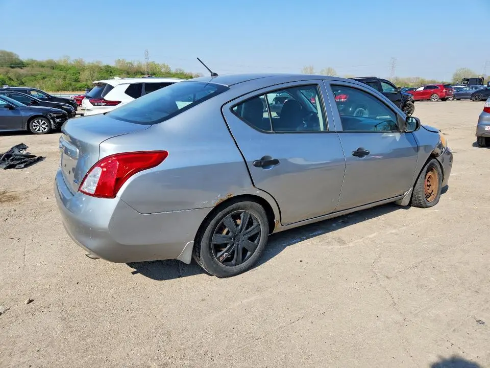 2012 NISSAN VERSA 1.6 S  