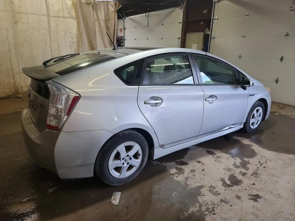 2011 TOYOTA PRIUS FOUR  