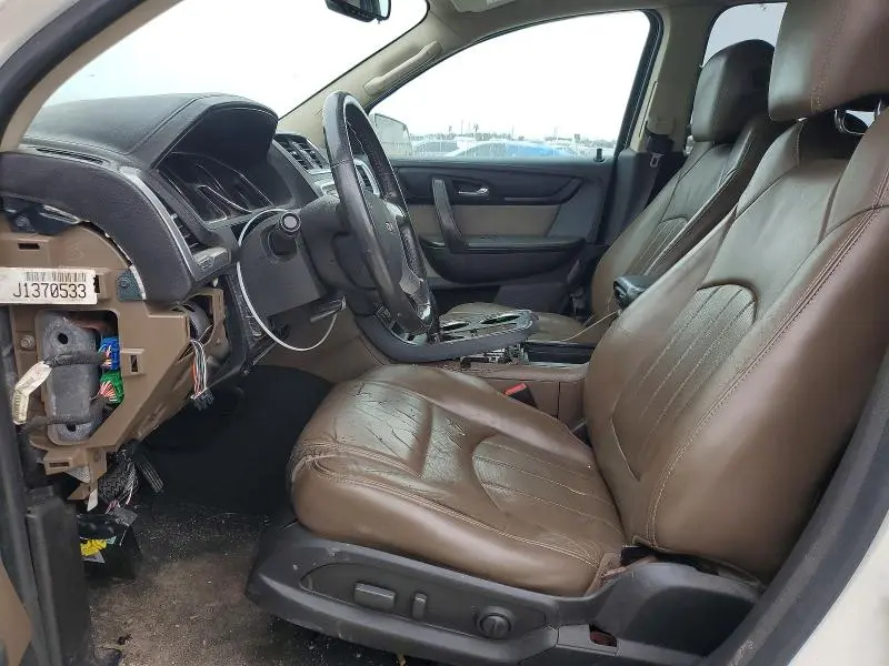 2013 GMC ACADIA SLT-2  