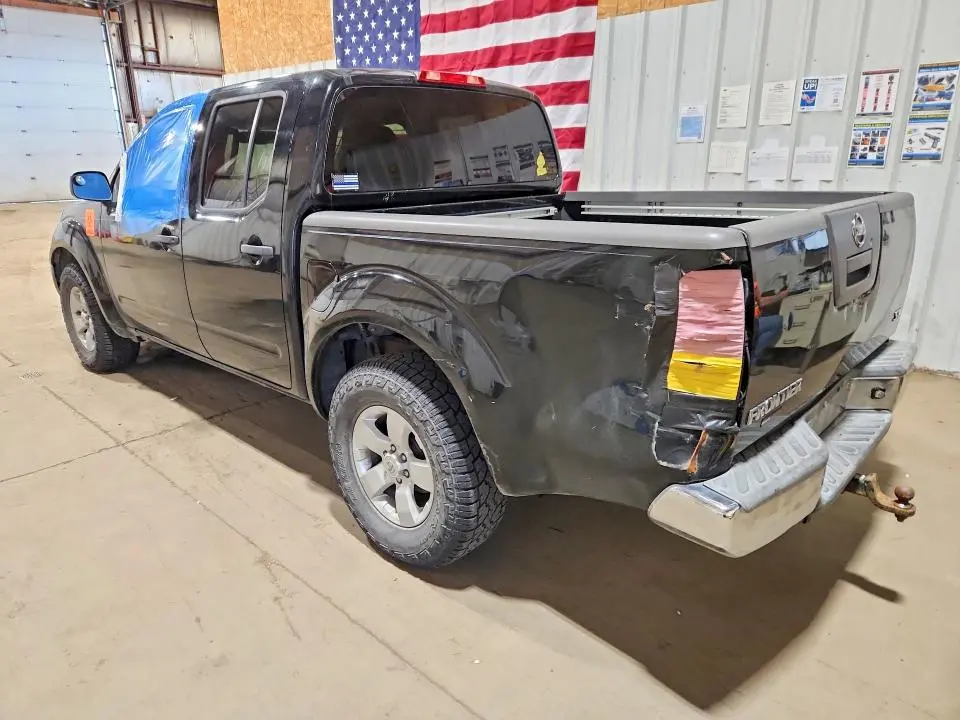 2011 NISSAN FRONTIER S  