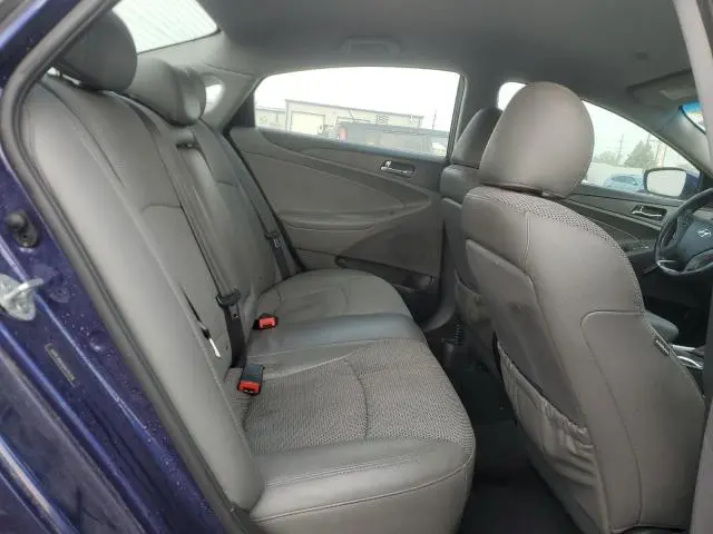 2013 HYUNDAI SONATA SE  