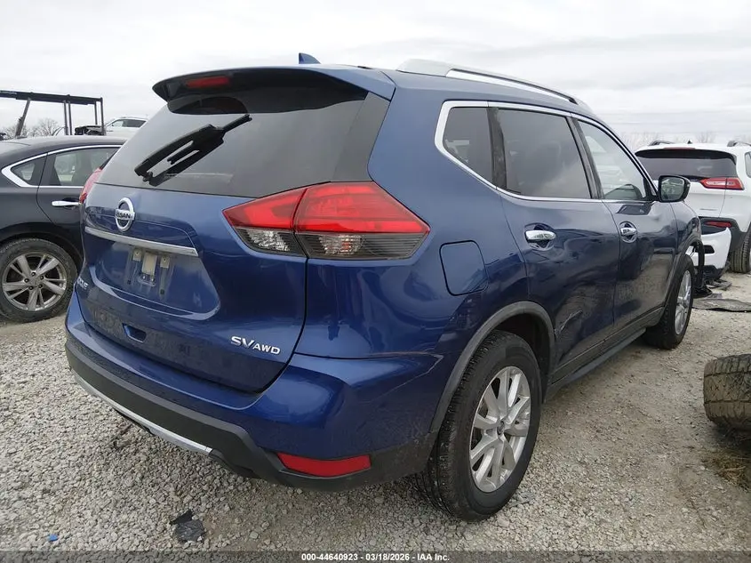 2017 NISSAN ROGUE SV