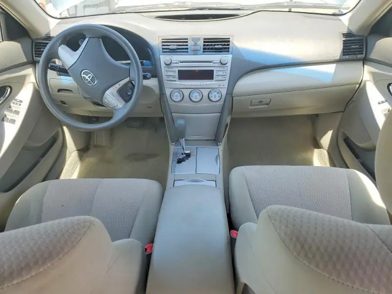 2011 TOYOTA CAMRY LE  