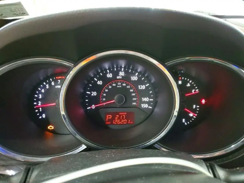 2011 KIA SORENTO LX  