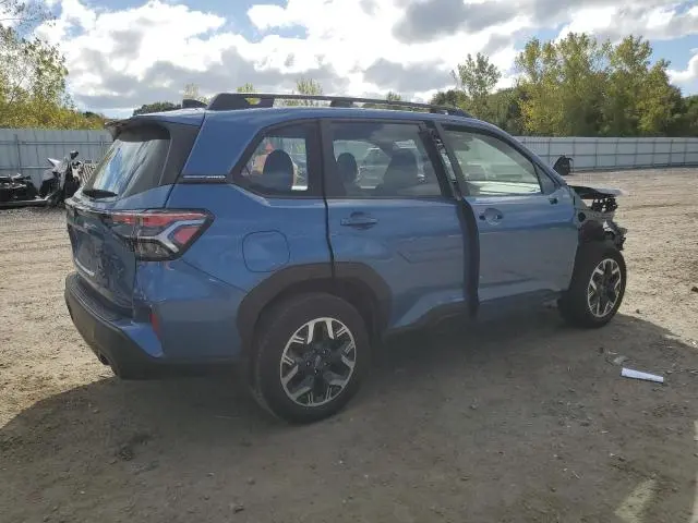 2025 SUBARU FORESTER   