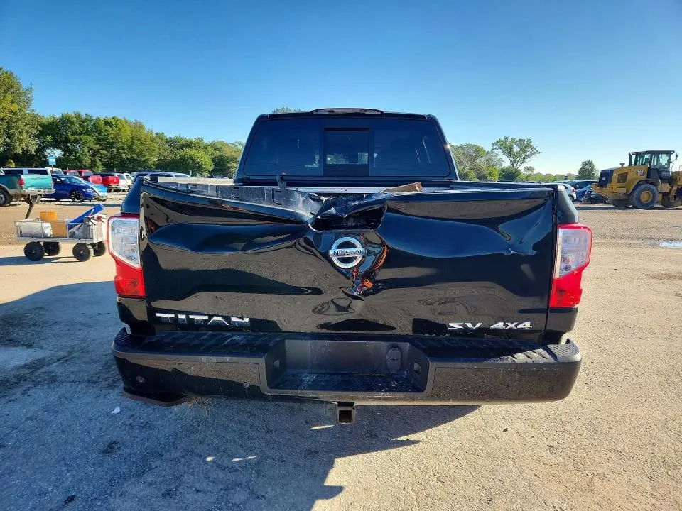 2020 NISSAN TITAN SV  