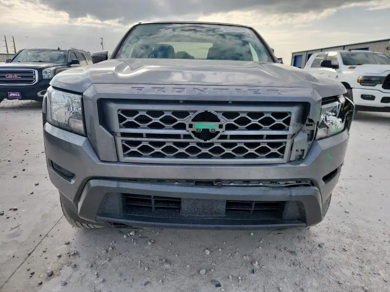 2023 NISSAN FRONTIER S  