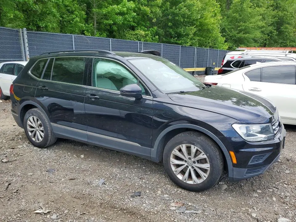 2018 VOLKSWAGEN TIGUAN SE  