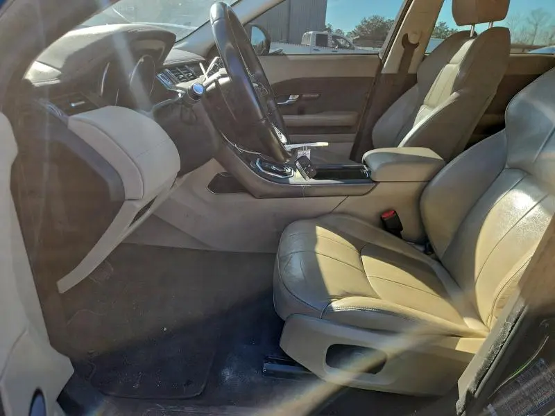 2018 LAND ROVER RANGE ROVER EVOQUE SE  