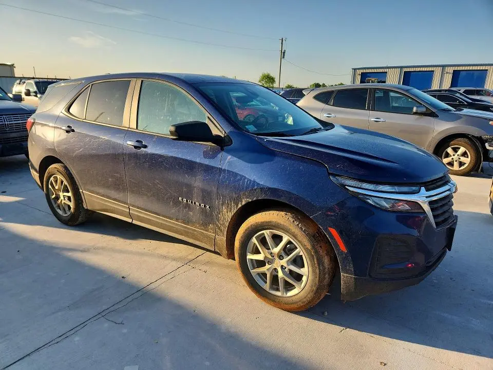 2023 CHEVROLET EQUINOX LS  