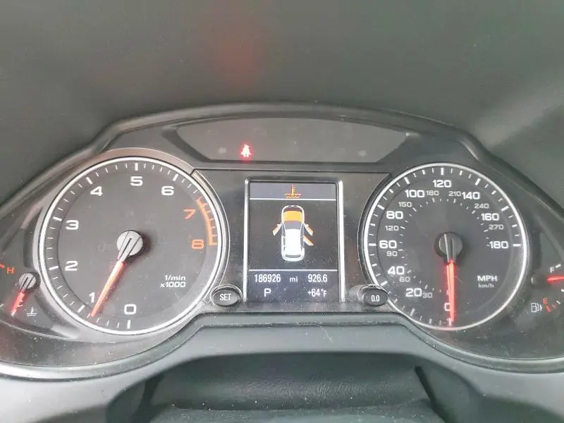 2011 AUDI Q5 PREMIUM PLUS  