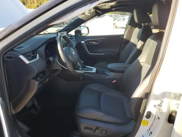 2021 TOYOTA RAV4 XSE  