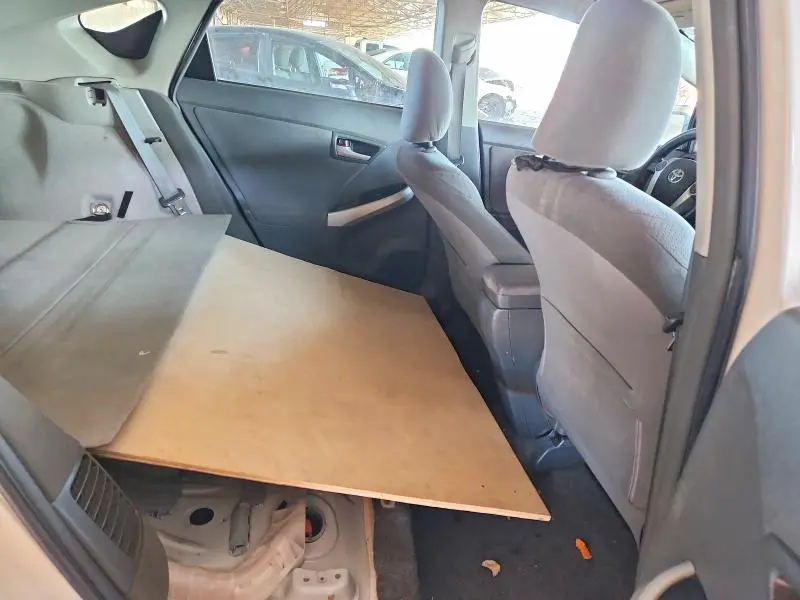 2011 TOYOTA PRIUS TWO  