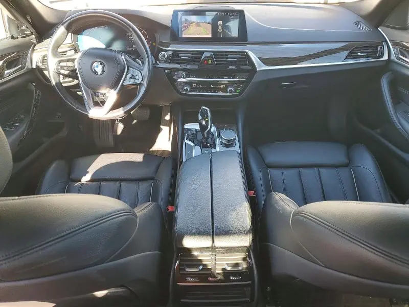 2020 BMW 530 XI  