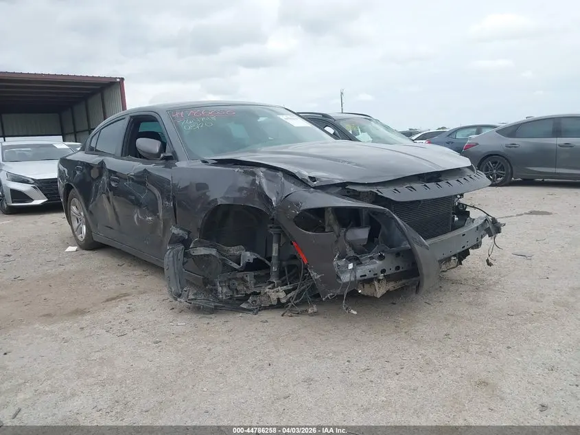2016 DODGE CHARGER SE