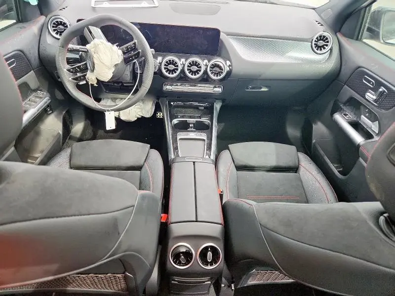 2025 MERCEDES-BENZ GLA 250  